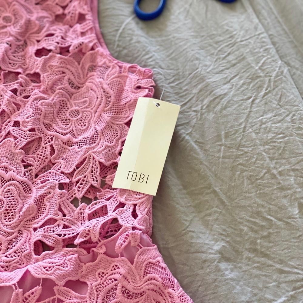 🍓NWT TOBI Dress! - Picture 6 of 10